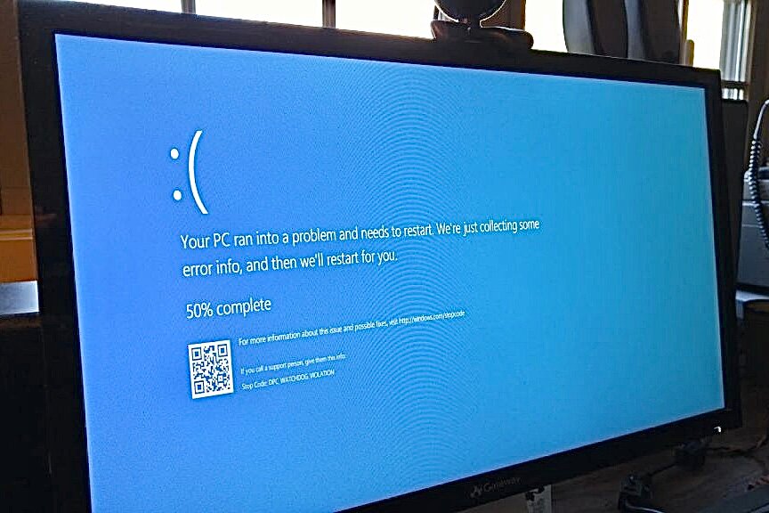 Officially described as a “fatal system error” the “Blue Screen of Death” is causing “issues with technology”  here at home. Gotta love the frowning face. Not exactly paradise. Imho...